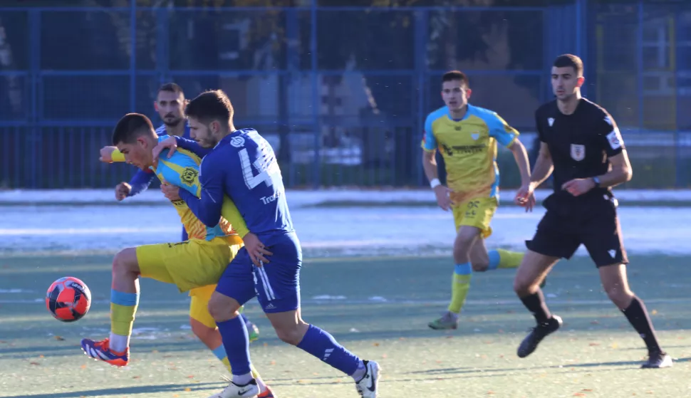 Osijek, 23. 11. 2024, Igralisšte u Bijelom Brdu. Nogomet, BSK - Rudeš (Zagreb), SuperSport Prva liga.snimio GOJKO MITIĆ