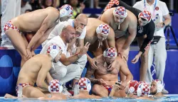 Pariz, 07.08.2024 - Utakmica četvrtfinala turnira u vaterpolu na Olimpijskim igrama Pariz 2024, Hrvatska - Španjolska. Na slici izbornik Hrvatske vaterpolo reprezentacije Ivica Tucak.foto HINA/ Damir SENČAR/ ds