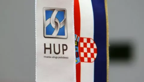 Zagreb, 17.08.2016 - Hrvatska udruga poslodavaca (HUP) organizira konferenciju za medije na kojoj su predsjednica HUP-a Gordana Deranja i glavni direktor HUP-a Davor Majetić prezentirati svoja očekivanja od političkih stranaka i koalicija uoči skorih parlamentarnih izbora. foto HINA /Zvonimir KUHTIĆ/ zk