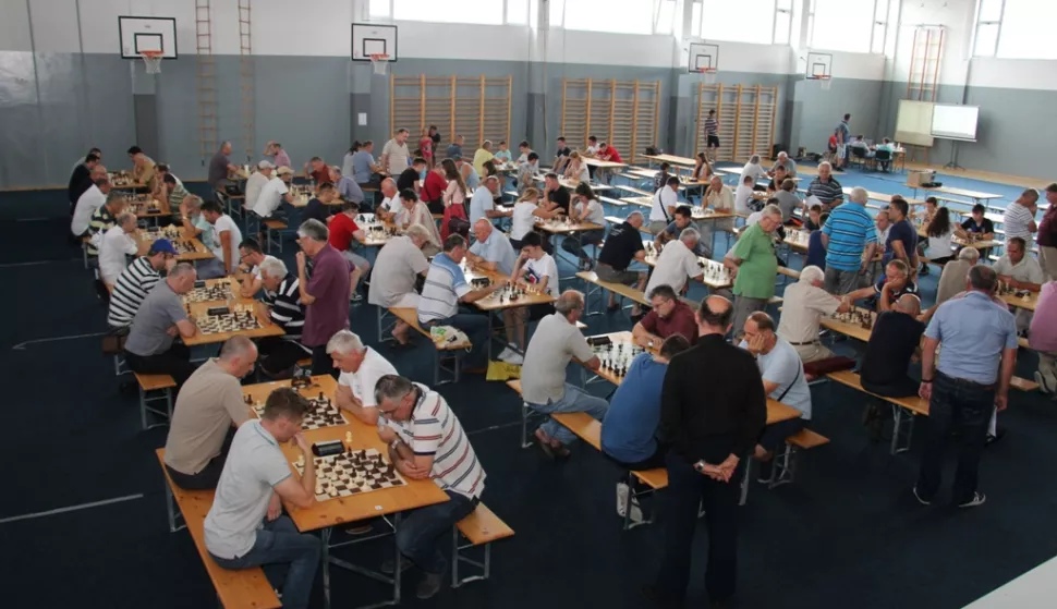 ČAGLIN, na 7. Međunarodnom &scaron;ahovskom turniru u Čaglinu okupilo se vi&scaron;e od stotinu &scaron;ahista iz Hrvatske i BiH, KOLOVOZ 2018