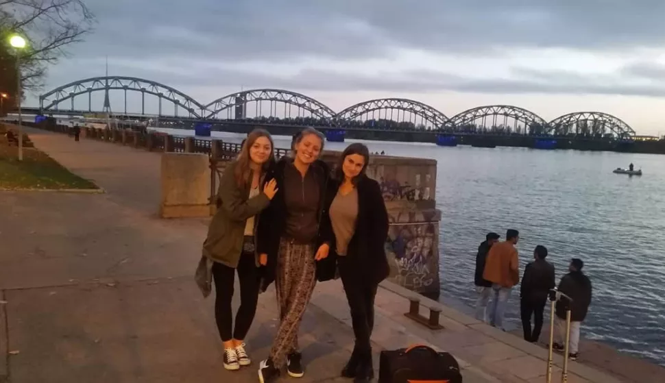 ORAHOVICA-Jelena, Anamrija i Dora u Rigi