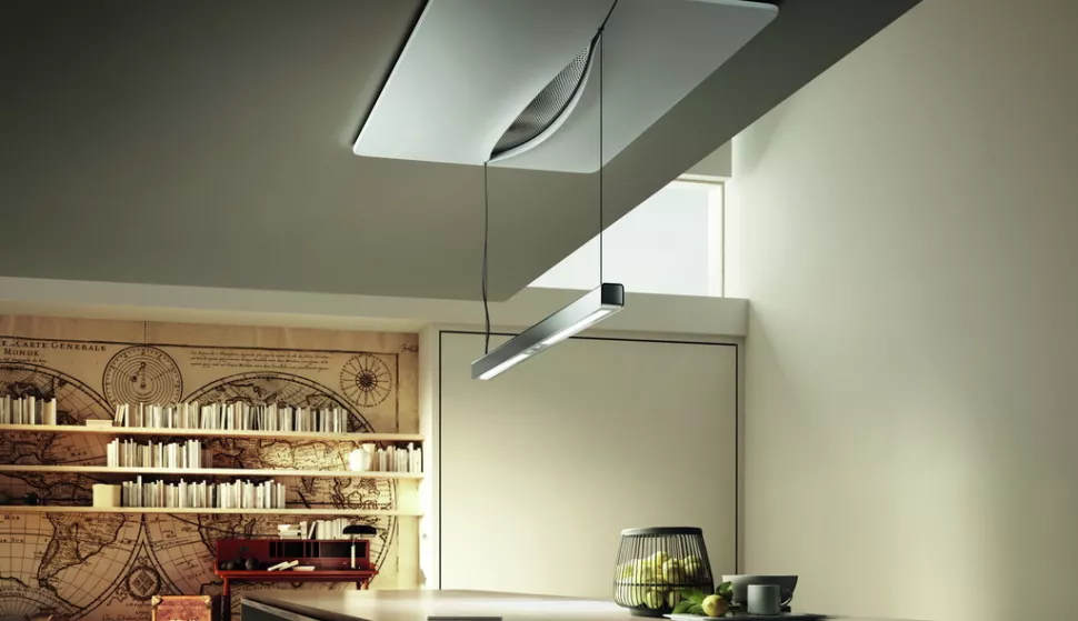 Rustikalni izgled nape je u velikoj mjeri postignut upotrebom drvenih obloga ili kompozitnih materijala koji imitiraju drvo.