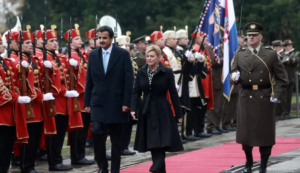 Zagreb, 19.11.2018 - Predsjednica Republike Hrvatske Kolinda Grabar-Kitarović primila je Njegovu Visost &Scaron;eika Tamima bin Hamada Al Thanija, emira Države Katar.Foto HINA/ Dario GRZELJ/ dag