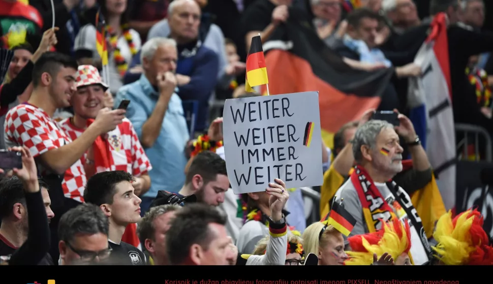 21 January 2019, North Rhine-Westphalia, K&ouml;ln: Handball: WM, Croatia - Germany, main round, group 1, 2nd matchday in the Lanxess Arena. Germany's and Croatia's fans in the stands before the match. Photo: Federico Gambarini/dpa /DPA/PIXSELL