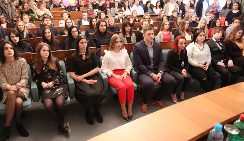 02.02.2019., Osijek, Rektorat - Svečana promocija prvostupnika i magistara Umjetničke Akademije Osijek Foto: Željko &Scaron;epić