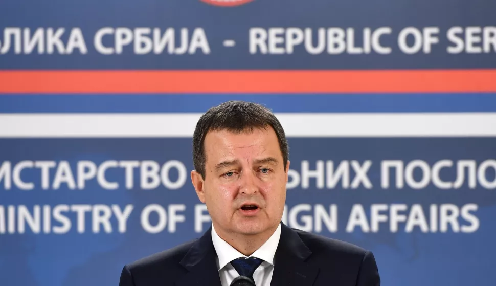 15.05.2017., Beograd, Srbija - Komemoracija u ministarstvu vanjskih poslova Srbije nakon sto je veleposlanik Srbije u Libiji Oliver Potezica preminuo od posljedica teske prometne nesrece u Tunisu. Kao veleposlanik u Libiji, Potezica je 2015. dozivio napad na kolonu vozila u kojoj se nalazio. 
Tada je oteto dvoje sluzbenika veleposlanstva Srbije u Tripoliju, Sladjana Stankovic i Jovica Stepic koji su poginuli u americkom bombardiranju grada Sabrata. Porodica Potezica. 
Photo: Srdjan Ilic/PIXSELL