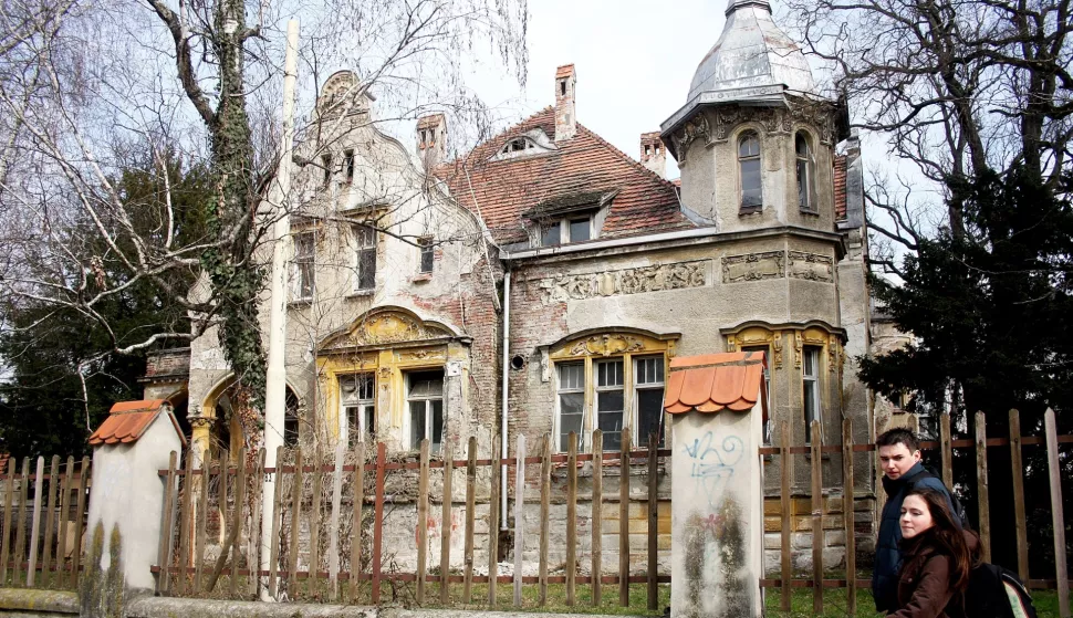 snimio DAVOR KIBEL,
OSIJEK, 16.03.2010. RADIĆEVA UL., VILA BATORY