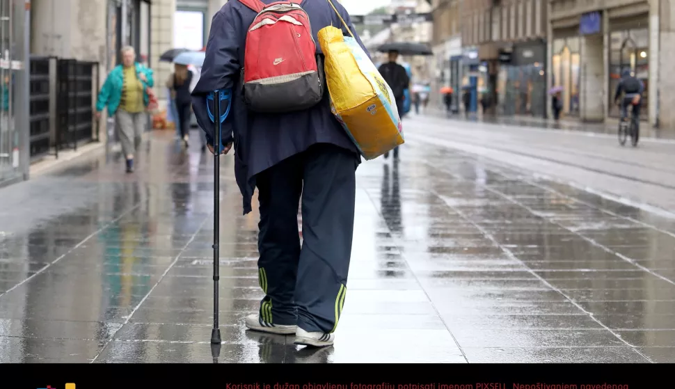 06.09.2019., Zagreb - Stariji ljudi.Photo: Patrik Macek/PIXSELL