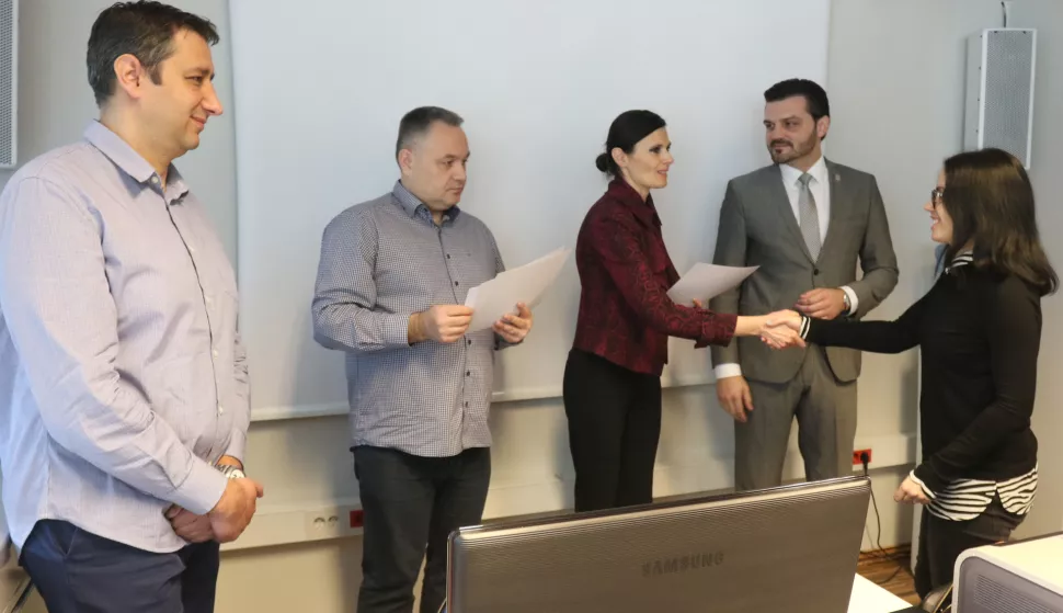 OSIJEK, 02. 03. 2020, Zavod za informatiku, Radićeva 4. Dragan Vulin uručio diplome za uspje&scaron;no zavr&scaron;enu ECDL edukaciju za rad na računalu (dugotrajno nezaposlene osobe). snimio GOJKO MITIĆ