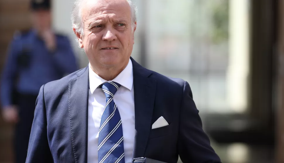 Zagreb, 27.04.2020. - Kandidati za glavnog državnog odvjetnika razgovarali s Vladinim povjerenstvom. Na fotografiji ministar pravosuđa Dražen Bo&scaron;njaković. foto HINA/ Lana SLIVAR DOMINIĆ/ lsd