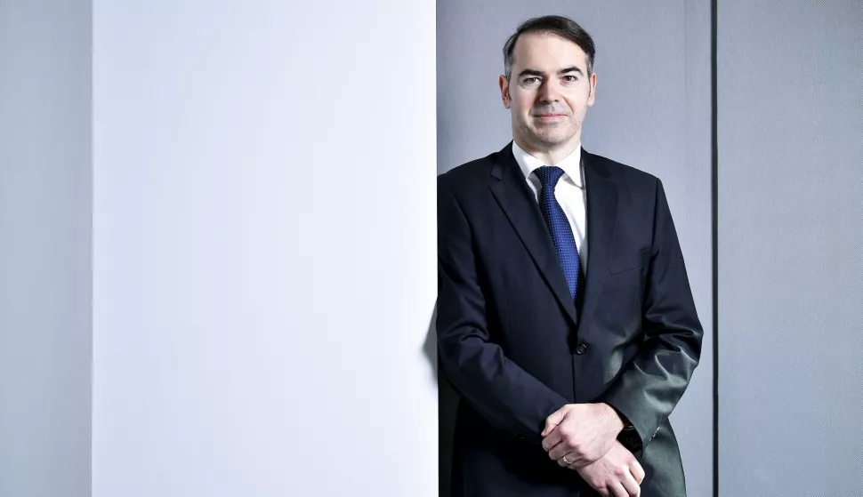 Zagreb, 211117.Clan uprave PBZ-a Dinko Lucic, fotografiran u sjedistu tvrtke.Foto: Boris Kovacev/CROPIX