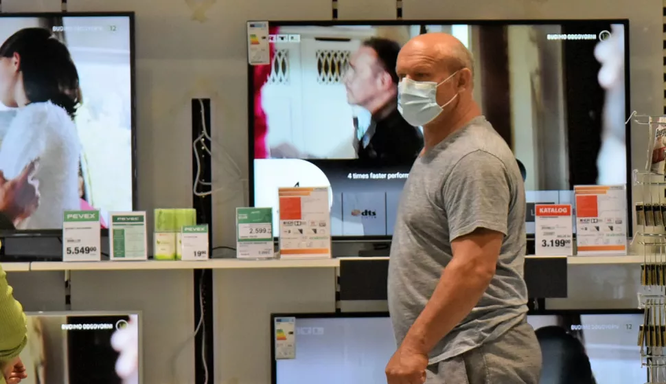 ekonomija...vinkovci...03.09.2020.pevex prodajni centar otvoren u vinkovcima; foto Gordan Panić