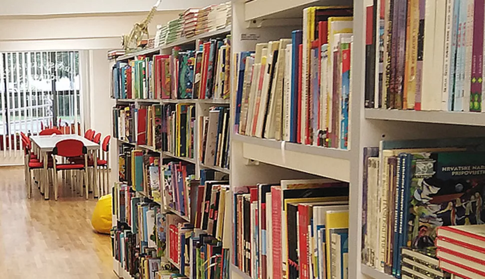 SLATINA, Gradska knjižnica i čitaonica Slatina organizira ljetni fotonatječaj, 02.08.2021., snimio Petar Žarković