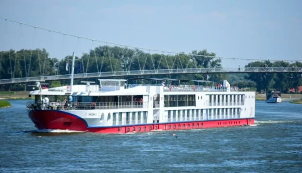 osijek, kruzer, rujan 2021.