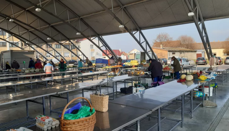 BELI MANASTIR - TRŽNICA, STUDENI 2021.