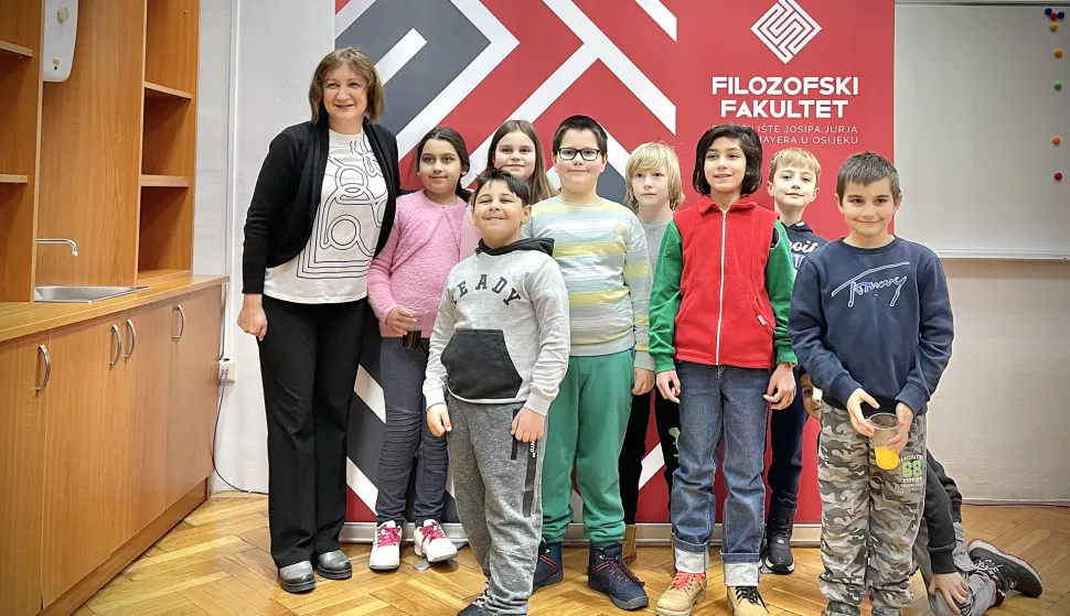 Osijek, 08. 02. 2023, FFOS, soba 32, tjedan znanosti, predskolci, igrajmo se skole, radionice<br>SNIMIO BRUNO JOBST