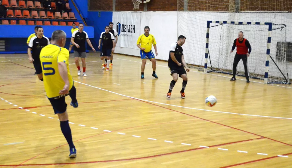 osijek, 27 prosinca 2023, 18,30 sati, sport, mali nogomet, turnir, zimko, limunčići - la vie<br>snimio zdenko pušić