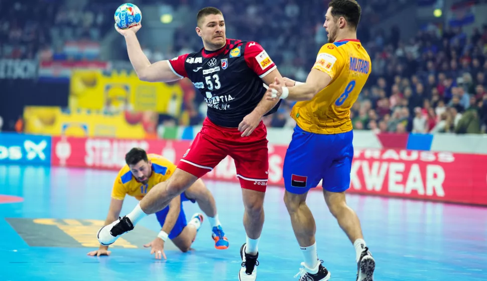 Marin ŠIPIĆ and Robert Mihai MILITARU, Croatia vs Romania, Men's EHF EURO 2024 Germany, Mannheim, Germany, 16.01.2024, Mandatory Credit © Eva Manhart/kolektiff
