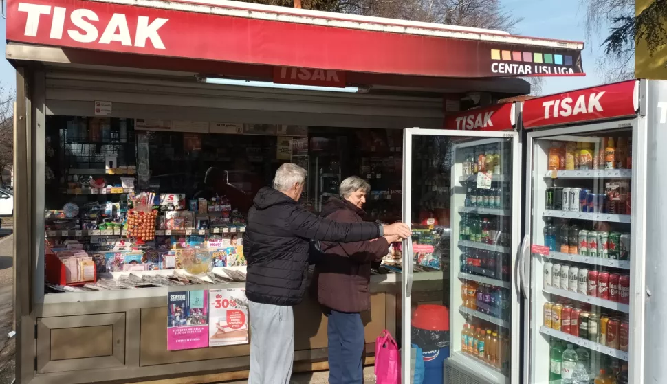 BELI MANASTIR<br>Približno 8500 eura inkasirao je sretni igrač Eurojackpota koji je svoje sretne brojeve zaokružio i uplatio u poslovnici Tiska u belomanastirskoj Školskoj ulici, kod Doma zdravlja.<br>siječanj 2024.