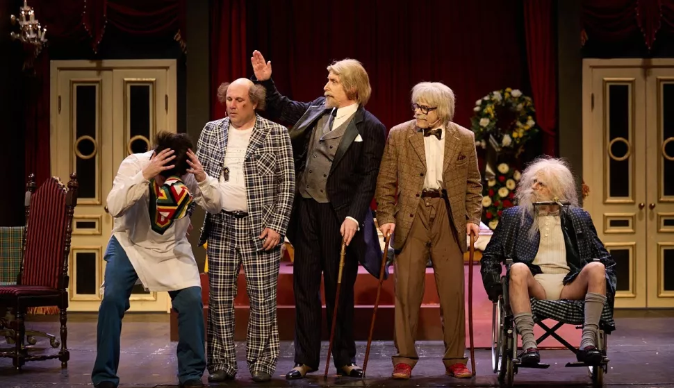 "Maratonci trče počasni krug" HNK u Osijeku