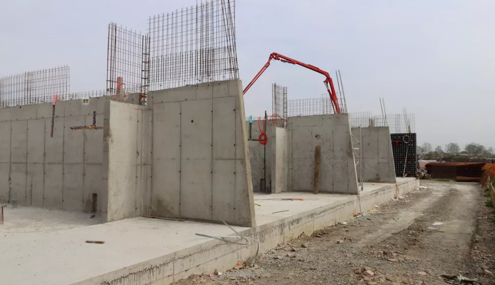 SLAVONSKI BROD - U tijeku je dogradnja Dječjeg vrtića Hlapić u Naselju Andrije HebrangaOŽUJAK 2024.