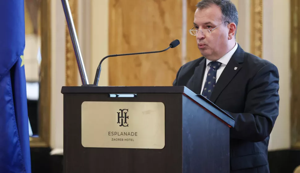 Zagreb, 26.02.2024 - Obilježavanje 150. obljetnice Hrvatskog liječničkog zbora pod pokroviteljstvom Hrvatskoga sabora i Ministarstva zdravstva, u hotelu Eslpanade u zagrebu. Na slici ministar zdravstva Vili Beriš.foto HINA/ Damir SENČAR/ ds