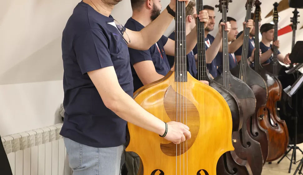 Osijek, 26. 04. 2024., Stara pekara, 100 tamburasa, Sokacka rapsodija, proba, tamburaSNIMIO BRUNO JOBST