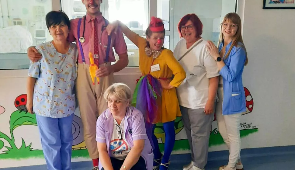 NAŠICE - Crveni nosovi u Općoj županijskoj bolnici Našice, snimljeno u svibnju 2025. Ustupljena fotografija