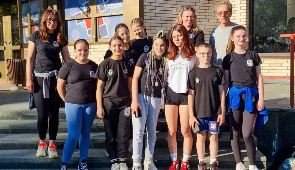 Ntjecatelji i treneri Taekwondo kluba Na&scaron;ice