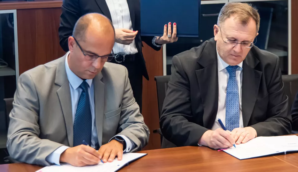 azu crosco geotermalne bušotine ugovor svibanj 2024