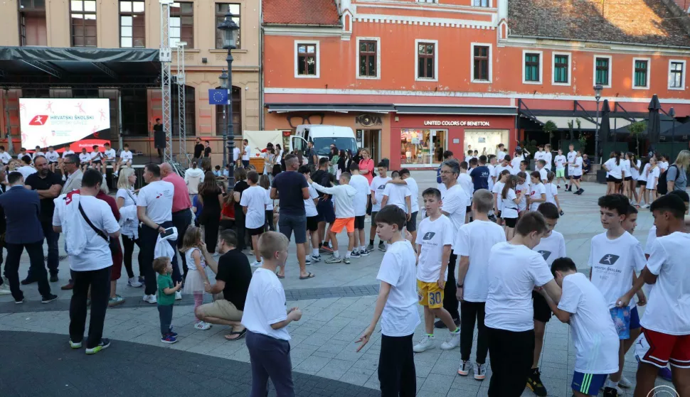 U Vinkovcima je svečano otvoreno multisportsko Državno prvenstvo školskih sportskih društava