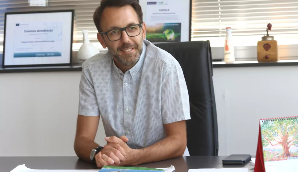 ravnatelj Ivan Aničić