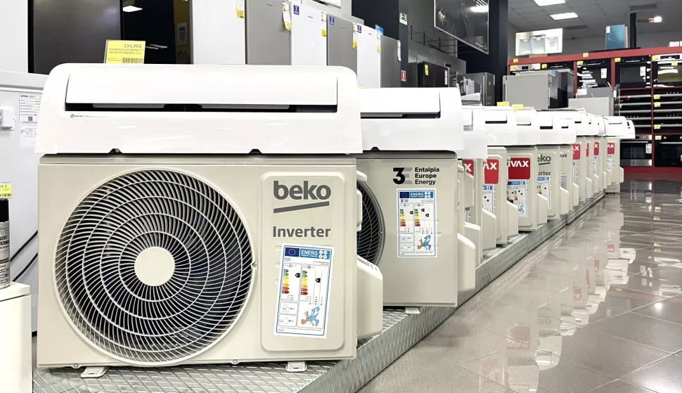 Osijek, 10. 07. 2024., Centar tehnike; klima uredjaj; ilustracijeSNIMIO BRUNO JOBST 