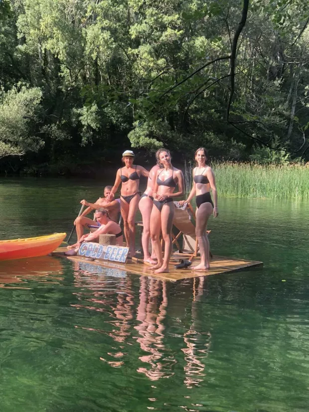 Učenice Doma Ugostiteljsko-turističke &scaron;kole Osijek putovale u Split, Cetinu, Imotski, Hvar s prof. Gabrielom Poslonsrpanj 2024.Ustupljene fotografije