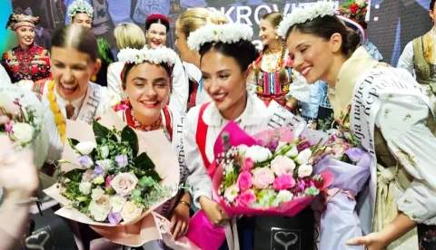 U Tomislavgradu je održan Izbor najljep&scaron;e Hrvatice u narodnoj no&scaron;nji izvan Hrvatske