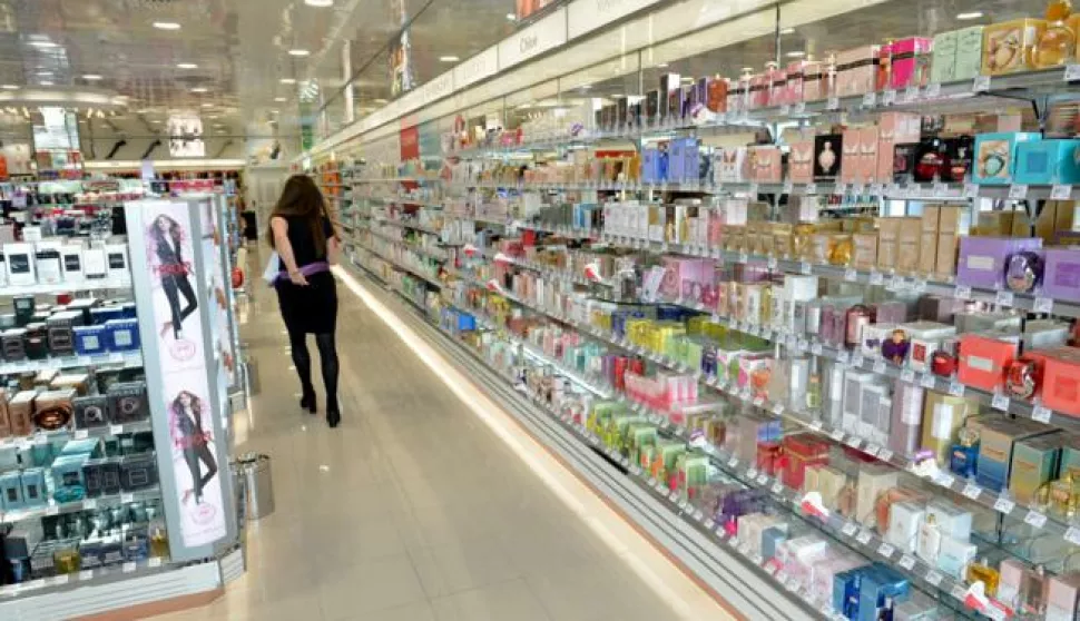 14.04.2016., Bjelovar, Trgovacki centar Stop & shop - Na podrucju Bjelovara otvoren je soping centar Stop & shop, a koji okuplja sest poznatih trgovina. Drogerija Muller. Photo: Damir Spehar/PIXSELL