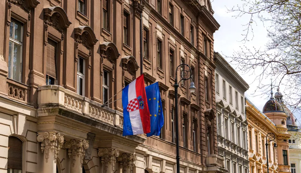 Hrvatska proglasila nepoželjnima tri osobe iz političkog vrha Crne Gore, među njima i &scaron;ef parlamenta