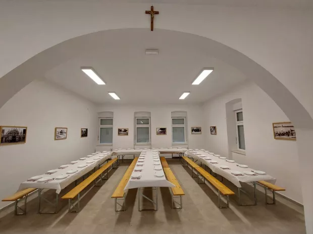 Hrvatski dom u &Scaron;arengradu - posve uređena unutra&scaron;njost