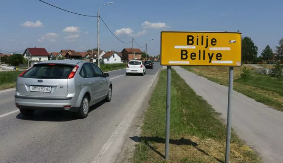 BILJE, 25. 04. 2018, Treba otici do Bilja i snimiti ulazak u mjesto da se vidi tabla "Bilje" i prvi zavoj.snimio GOJKO MITIC