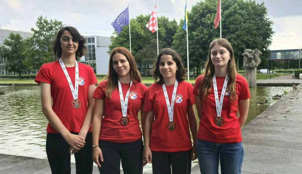 medalje mlade informatičarke srpanj 2024