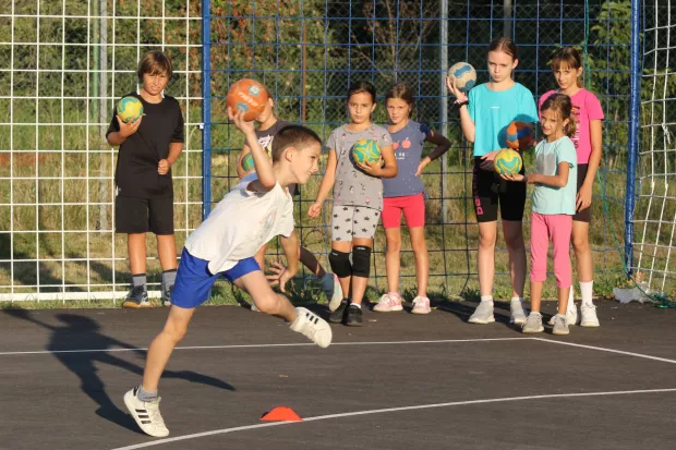 Klinci treniraju u Tenji dok repka igra na Olimpijadi