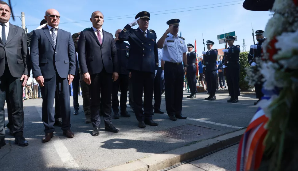 Dalj, 1.8.2024.- Ministar obrane Ivan Anu?i? sudjelovao je na obilje?avanju 33. obljetnice napada na Policijsku postaju Dalj. foto HINA/ ua