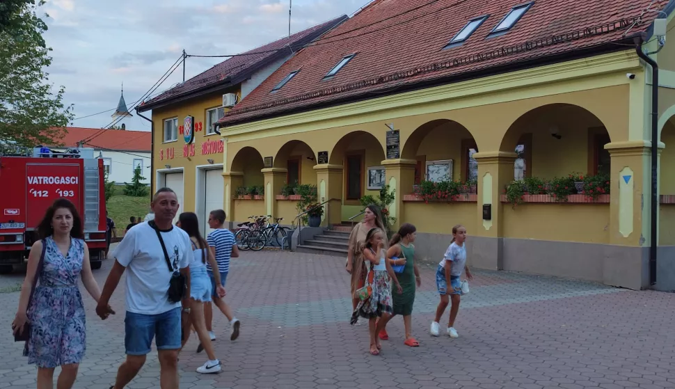 Zgrada Općine Cerna, rujan 2023.snimila Marija Le&scaron;ić Omerović