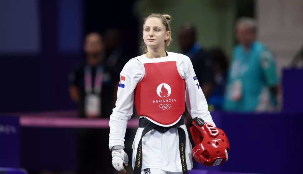 Pariz, 07.08.2024 - Hrvatska taekwondašica Lena Stojković tijekom meča protiv Josipe Kafadar iz Kanade u muzeju Grand Palais u Parizu, na Olimpijskim igrama Pariz 2024. foto HINA/ Damir SENČAR/ ds