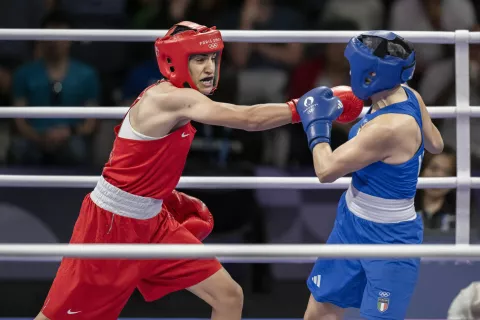 Algeria's Imane Khelif (in red) and Italy's Angela Carini during their women's 66kg preliminaries round of 16 boxing match during the Paris 2024 Olympic Games at the North Paris Arena, in Villepinte on August 1, 2024. Female boxer yells 'this is unjust' and falls to her knees in tears as she quits fight against 'biologically male' Olympic opponent Imane Khelif after just 46 seconds following two powerful punches. Photo by Eliot Blondet/ABACAPRESS.COM Photo: Blondet Eliot/ABACA/ABACA