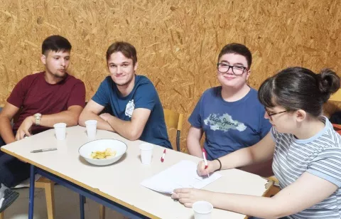 SLATINA, Pobjednička ekipa pub kviza povodom Međunarodnog dana mladih, 16.08.2024., snimila Vlatka Matoković