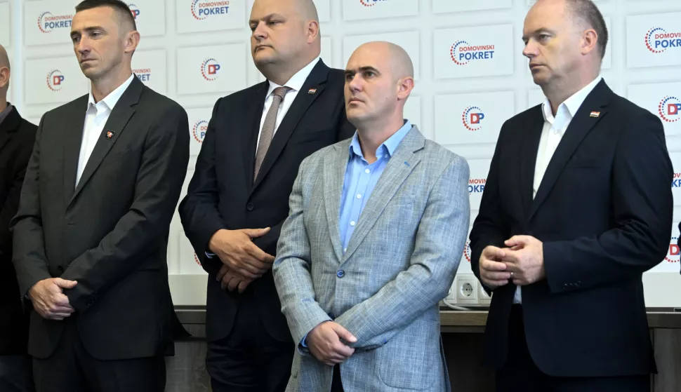 20.08.2024., Zagreb - Konferencija za medije Domovnskog pokreta na temu predaje kandidatura za unutarstranacke izbore. Izjave su dali Ivan Penava i Stipo Mlinaric. Photo: Marko Lukunic/PIXSELL