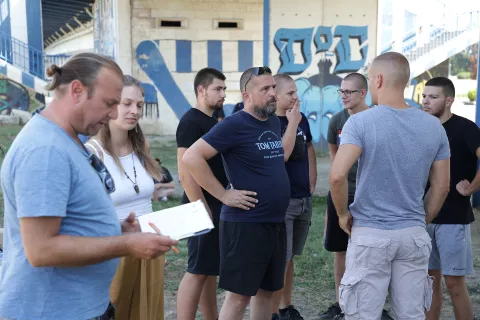 Osijek, 24. 08. 2024., Tuđmanov most, grafitti, grafiti, izrada, grafita, projekt - Mladi za ljepši grad, Armando El-Hag Hasan, Kohorta, Udruga BrezaSNIMIO BRUNO JOBST