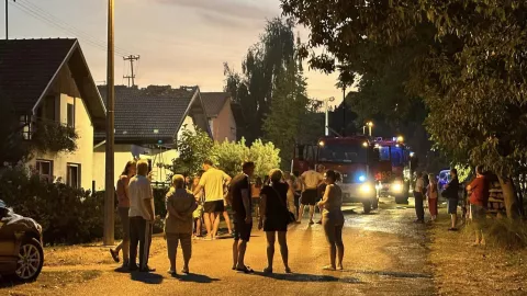 SLATINA, Požar na obiteljskoj kući, 24.08.2024., snimio Robert Turkalj