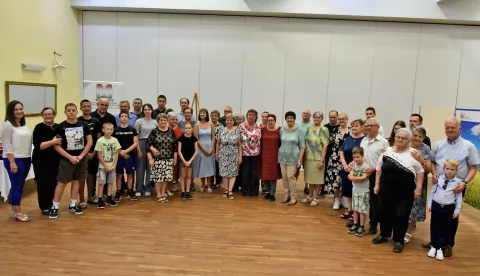 slavonija...vinkovci...25.08.2024.dvorana barun trenk; 9. susreti vinkovackih madjara; zajednicka fotka za uspomenu;foto Gordan Panić